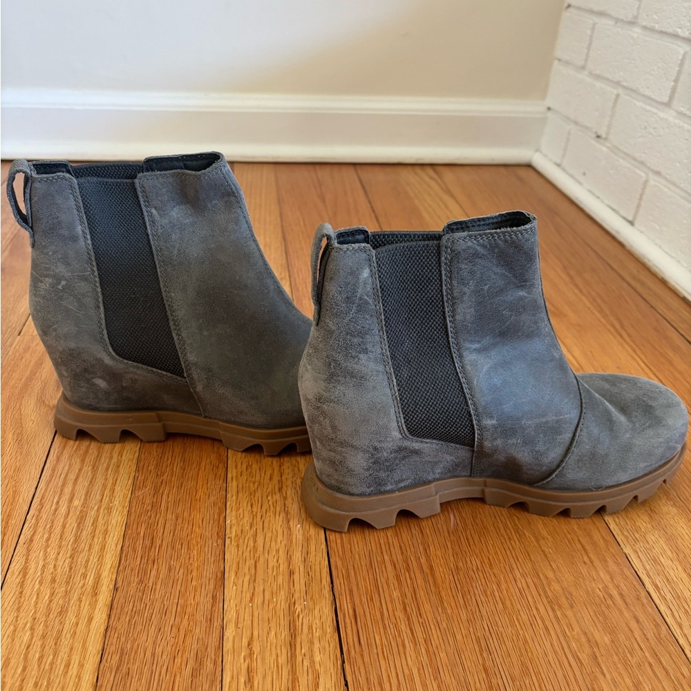 Women's Sorel Joan of Artic Gray  Ankle Boots